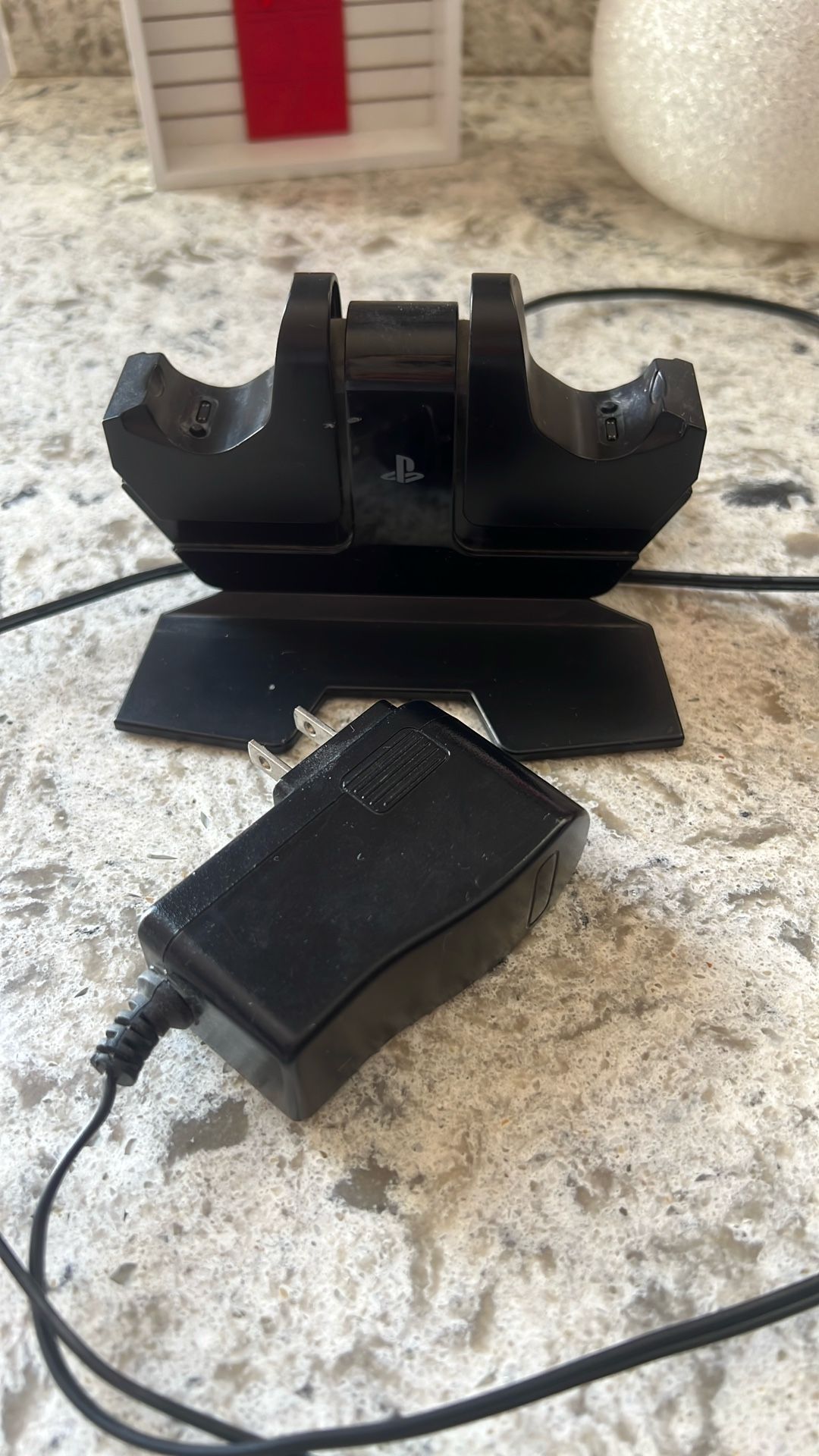 PS4 Charging Station For Controls