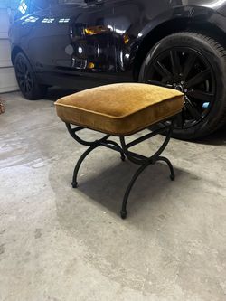 Comfy cushion chair
