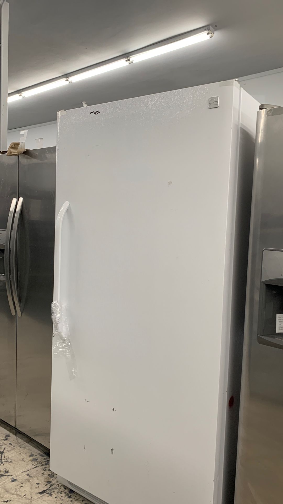 White upright Freezer W/ Manual Defrost In White !