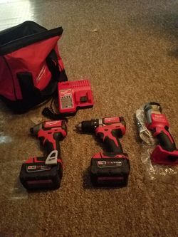 Milwaukee brushless drills with flash light and two 4.0 batteries