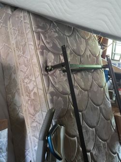 Twin matress boxspring and metal frame