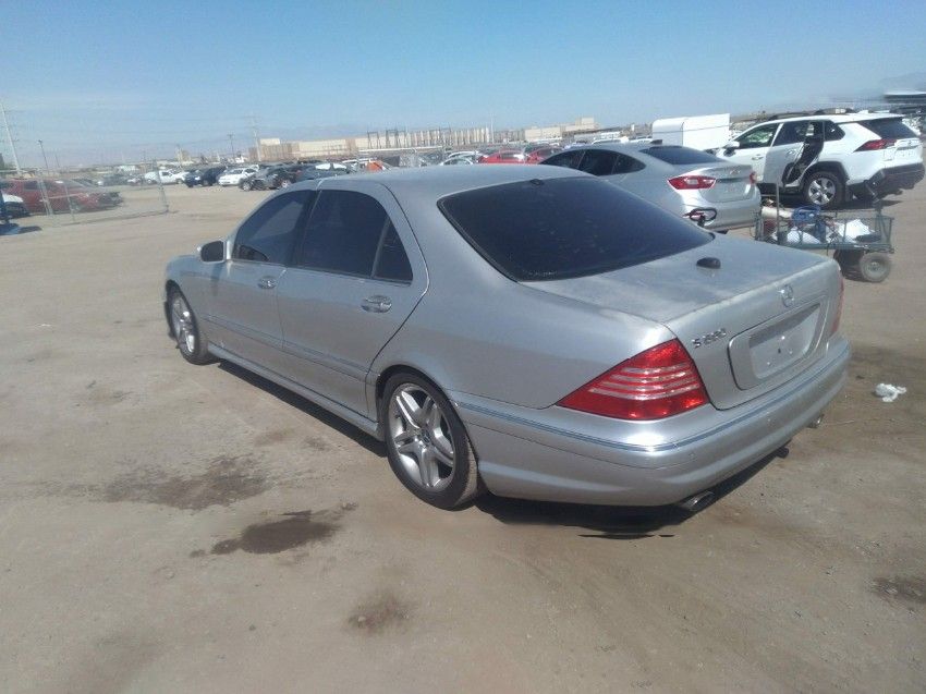 Parts are available  from 2 0 0 5 Mercedes-Benz S 6 0 0 