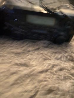 Stereo. Bluetooth, radio, cd player