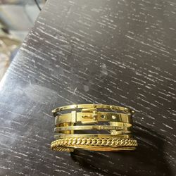 Micheal Kors Bracelet 