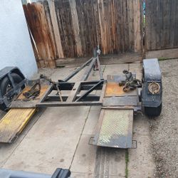 Towing trailer
