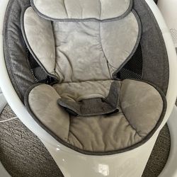 Infant Munchkin Swing