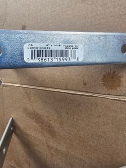 Set of three 6-inch zinc-plated corner braces