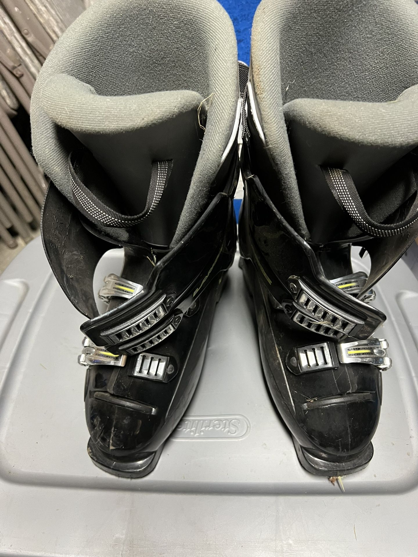 Ski Boots Sz 10