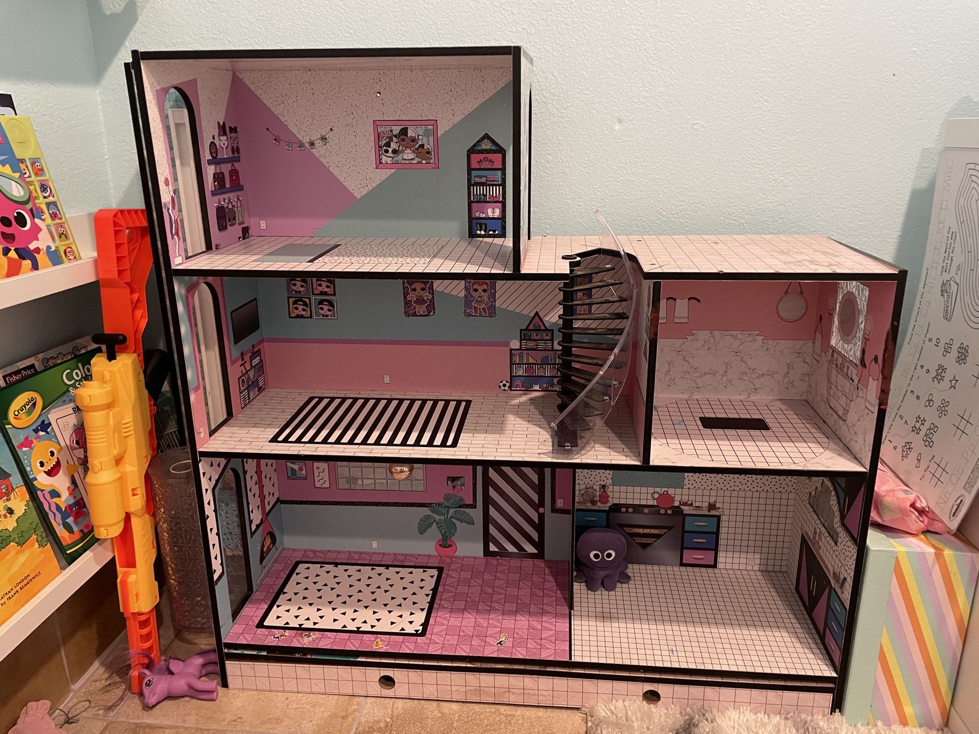 LOL DOLL HOUSE