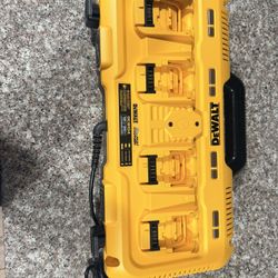 New Fast Charger Dewalt