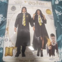Harry Potter Wizardly World Hufflepuff Rone