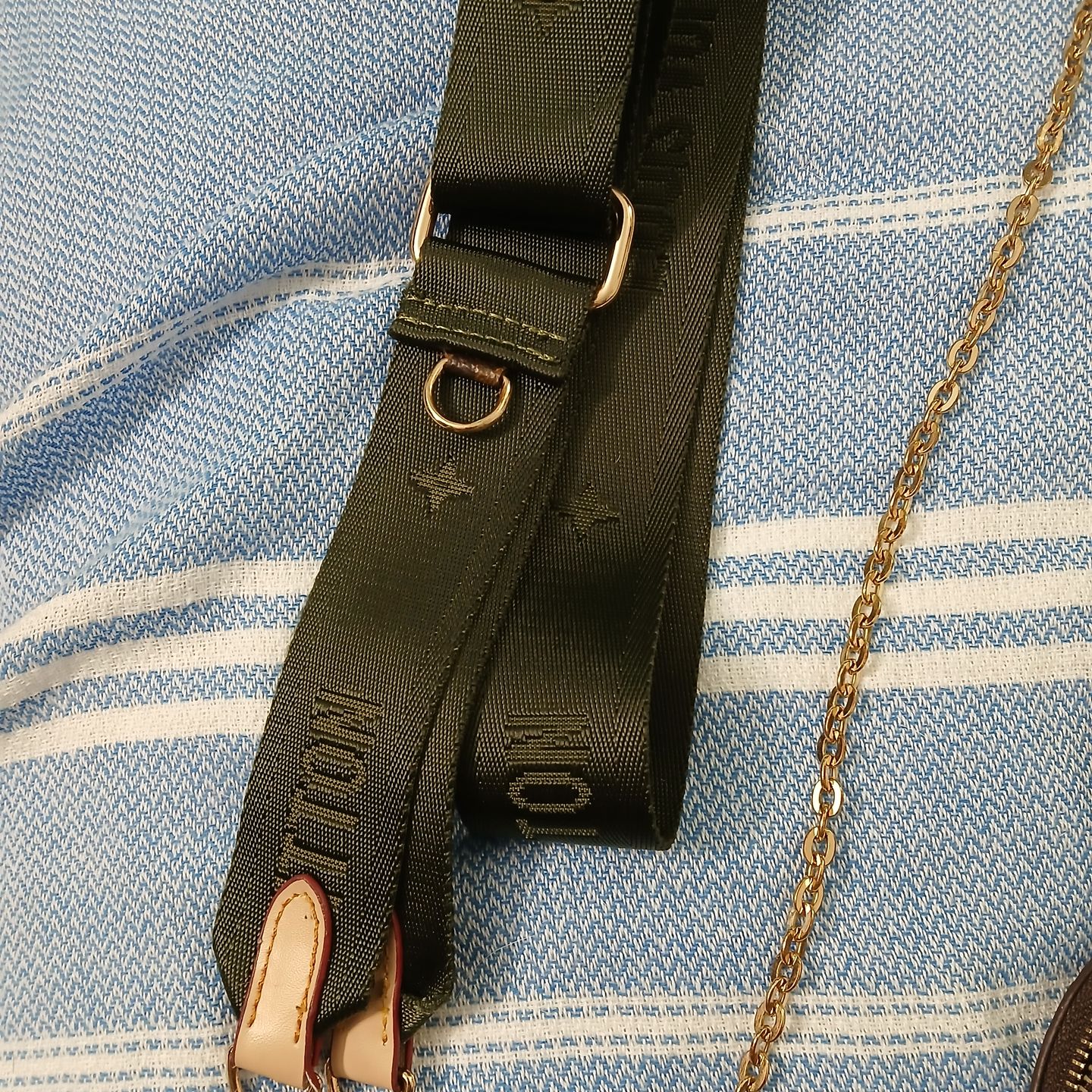 Authentic Louis Vuitton multi pouchette accessories, khaki strap, excellent condition