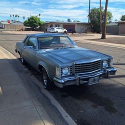 Base Ford Granada Coupe