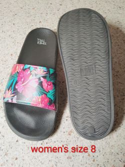 Women's sandals size 8