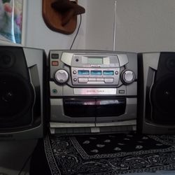 Phillips Boombox