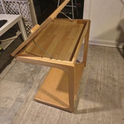 Solid Wood End Table / New Condition 