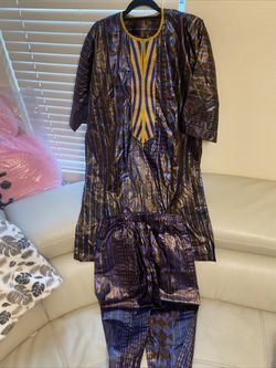 Lot of muslim womens dresses and suit size XL, bonus head scarf( 3) for  Sale in Las Vegas, NV - OfferUp