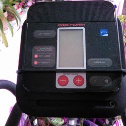 Pro Form 150i Elliptical.  For Sale $100 OBO