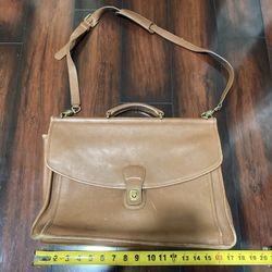 Vintage Coach Crossbody Bag 
