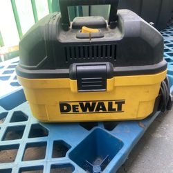 Dewalt Vacuum 