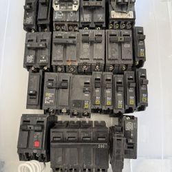 Mixed Lot CIRCUIT BREAKERS