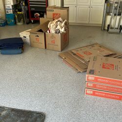 Moving Boxes And Packing Paper. 3-XL HEAVY DUTY MOVING BLANKETS  READ AD