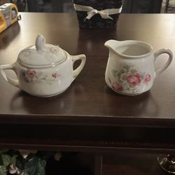 Antique Roses Designed Sugar Bowl And Creamer Dishes Set