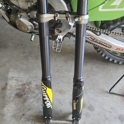 2025 Surron Ultra Bee Forks