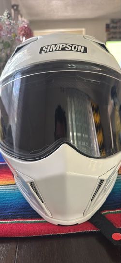 Simpson Full-Face Motorcycle Helmet White