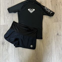 🌊 ROXY SWIM SUIT SET SIZE LARGE