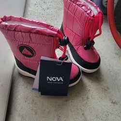 Nova Snow Boots