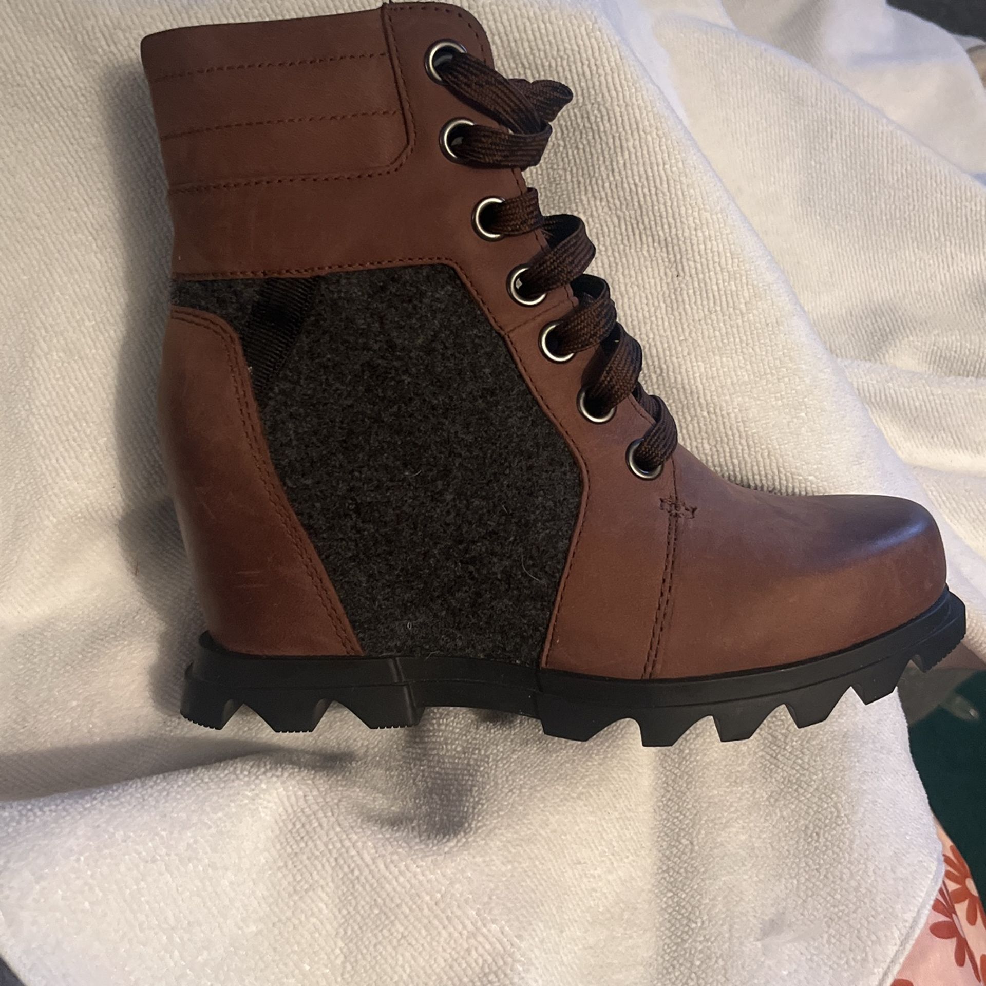 Sorel Wedge Boot