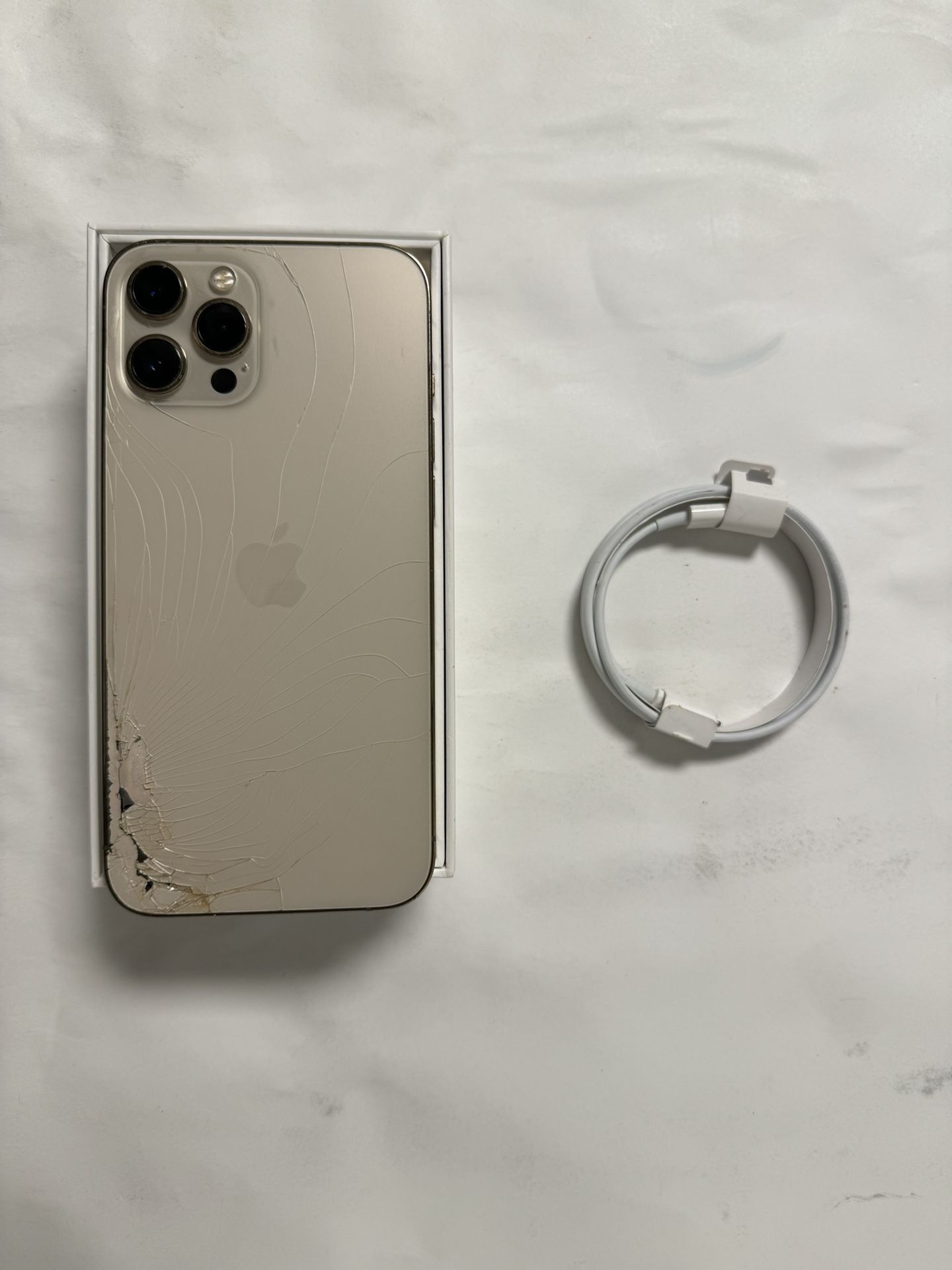 iPhone 12 Pro Max Gold / Sim Unlocked / CLEAN IMEI