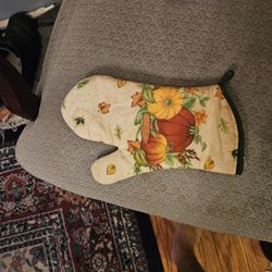 Autumn Oven Mitt