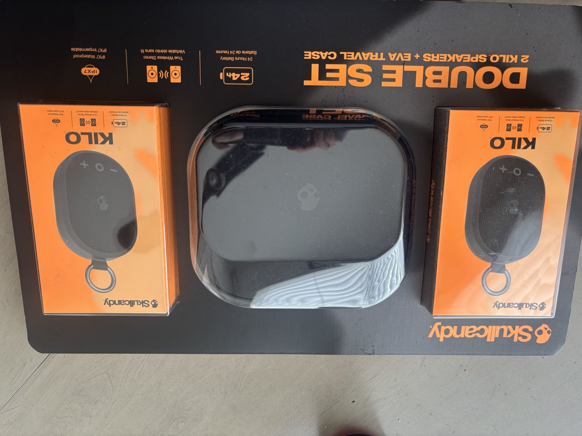 Skull Candy Double Set 2 Kilo Speakers W Case