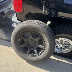 Chevy silverado 1500 spare wheel and tire