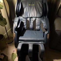 Real Relax Full Body Massage Chair – Zero Gravity – Works Great