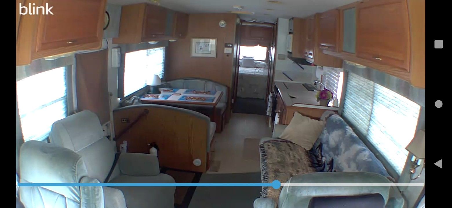2000 Winnebago Adventurer