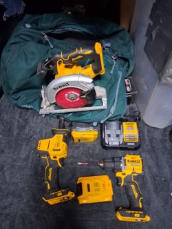 DeWalt atomic cordless drill and atomic hacksaw, and atomic skillsaw all like new 175 obo for everything