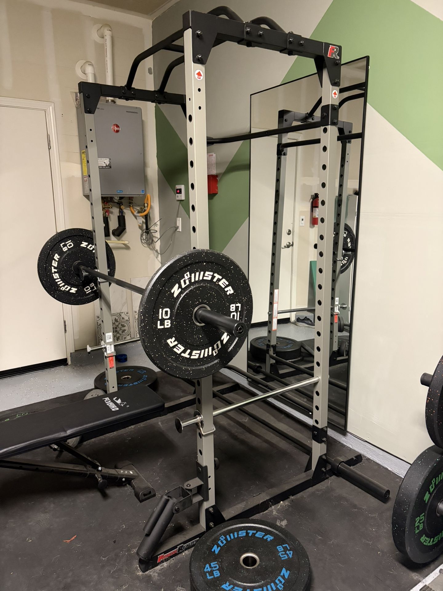 Home Gym Setup - Must Pickup Today (11/15) 