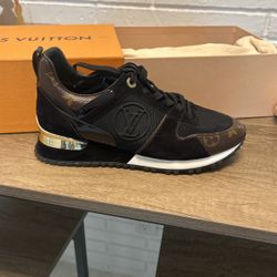 Louis Vuitton Woman Sneakers