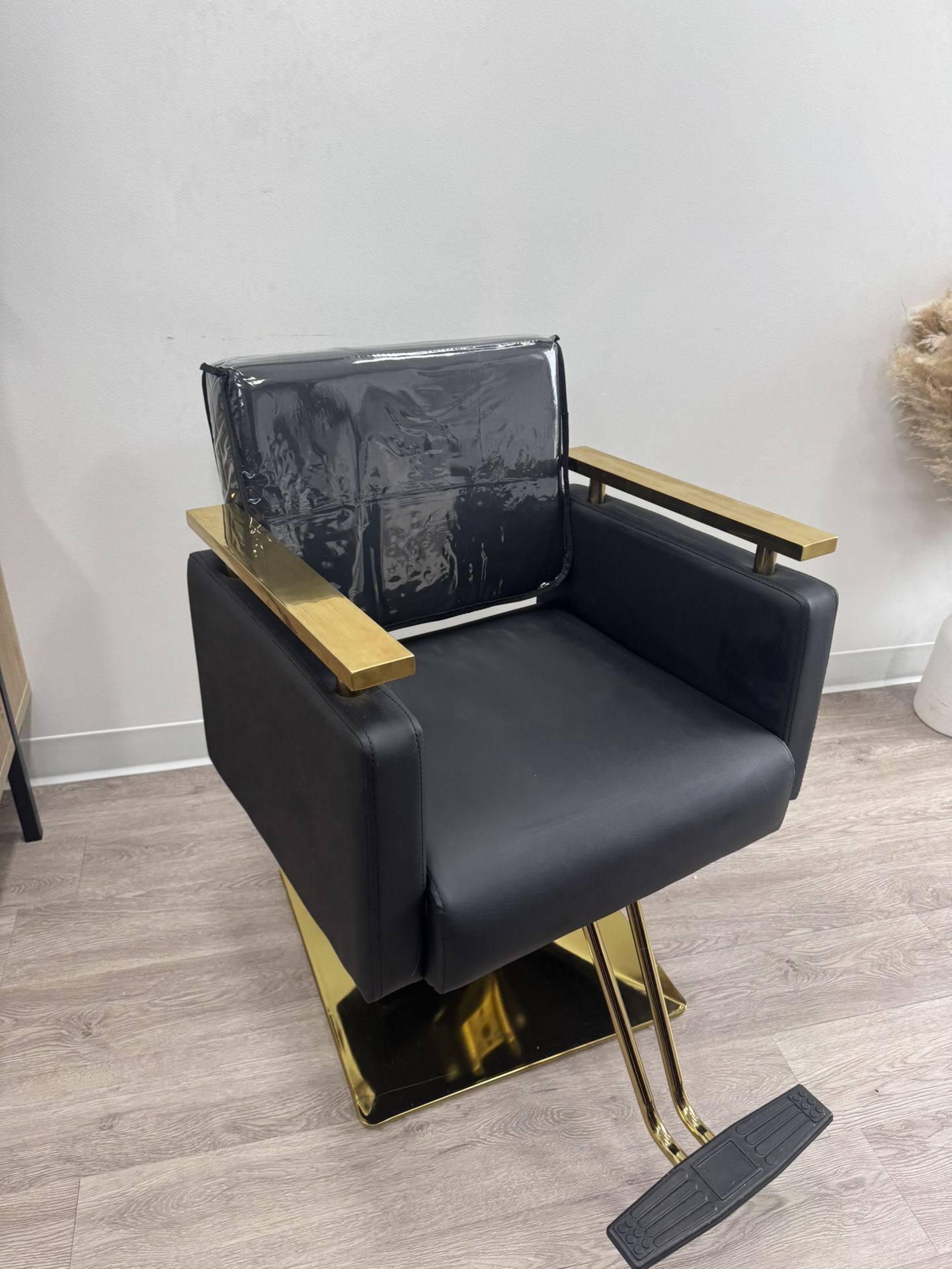 Hair Styling Chair