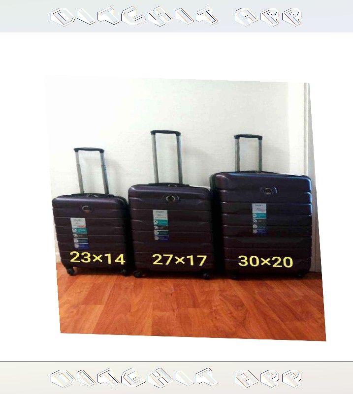 Expandable Luggage Set More Space When Needed that human