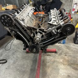 1999 Ford F-250 V10 6.8 Engine 