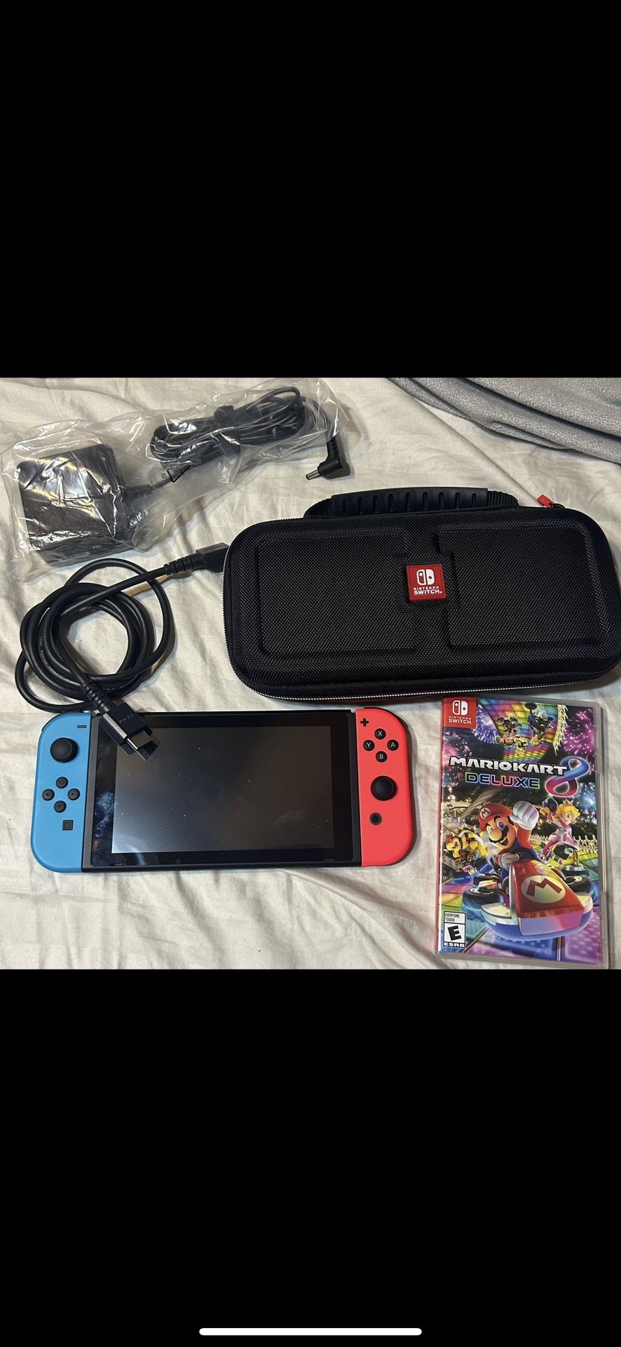 Nintendo Switch + Mario Kart 8