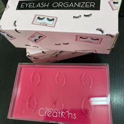 Eyelash Holder
