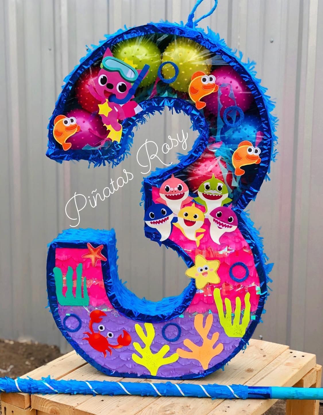 Baby shark Numero Pelotas Piñata \\ Piñata 🎈 With Balls