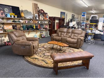 Electric Reclining Couch and Recliner Set