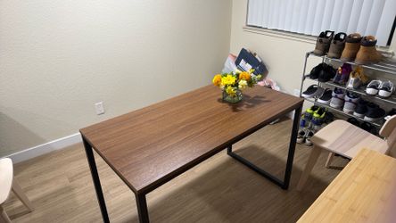 Good quality table