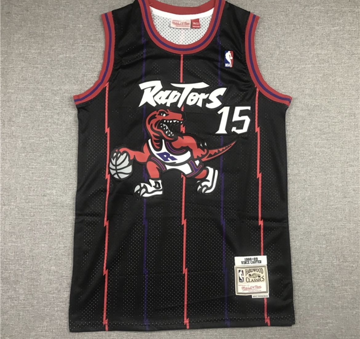 Vince Carter Raptors Mitchell And Ness Jersey Size Medium-XL